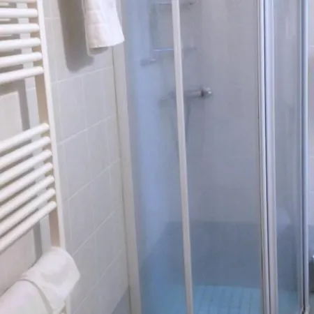 Numi & Medusa Hotell