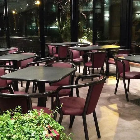 Hotel Numi & Medusa 3*
