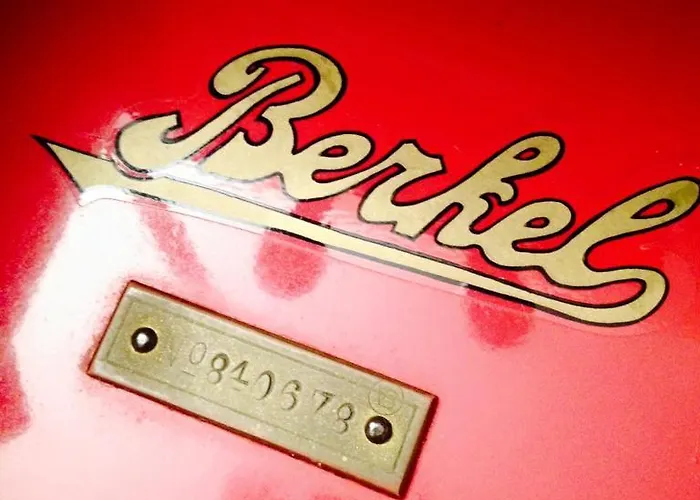 Отель Numi & Medusa 3*